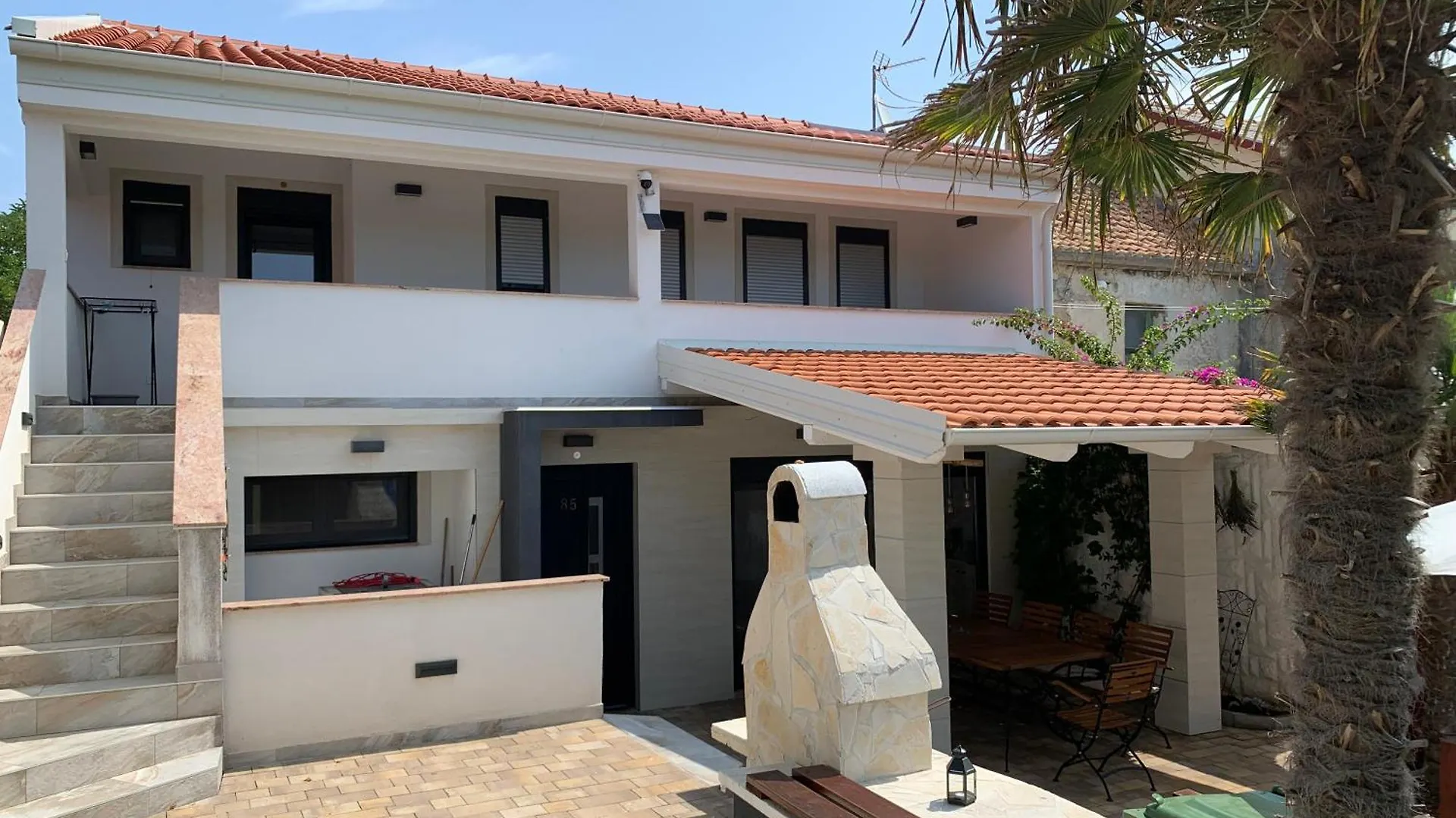 Сasa de vacaciones House Between Beaches Vir